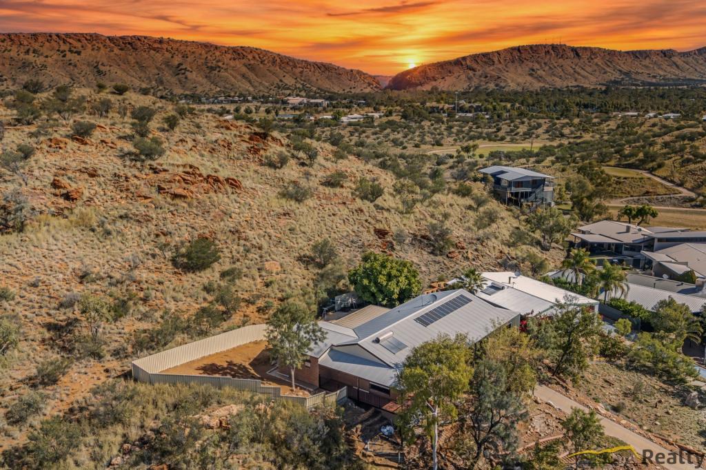 5 Range Cres, Desert Springs, NT 0870