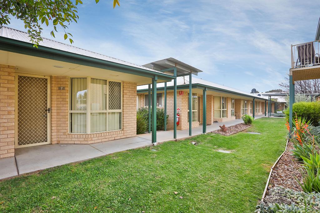 115 Clifton Bvd, Griffith, NSW 2680