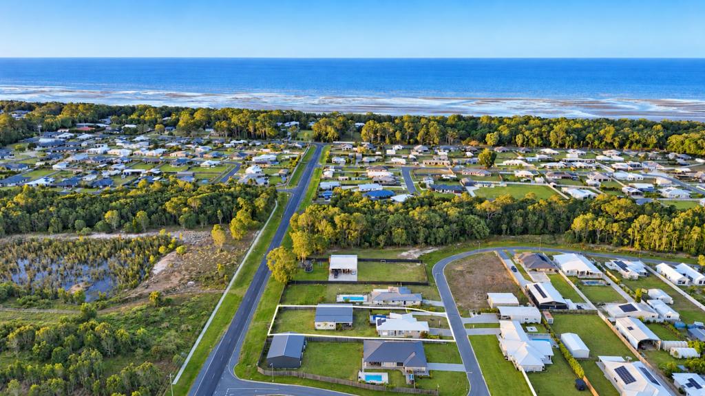41 Caretta Cct, Toogoom, QLD 4655