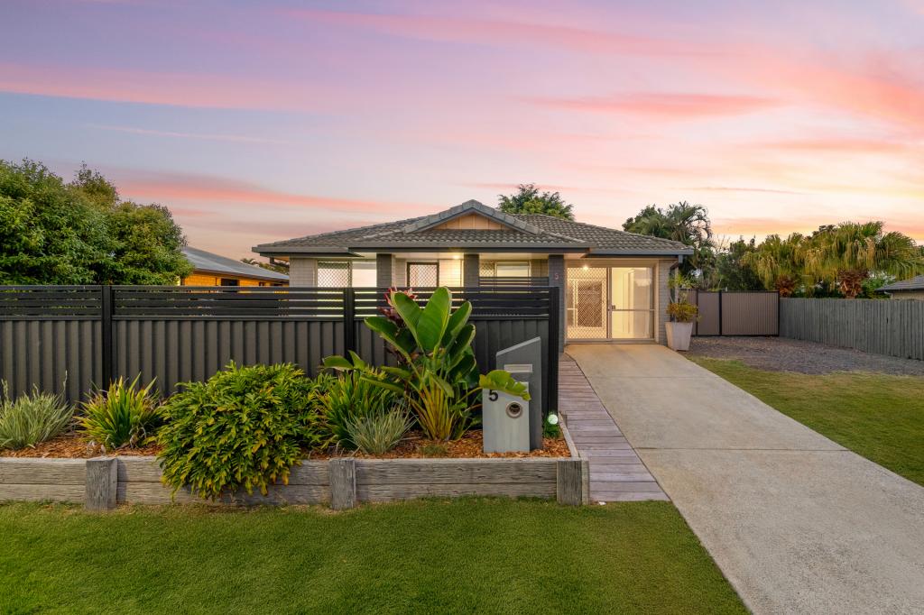 5 Camden St, Caboolture, QLD 4510