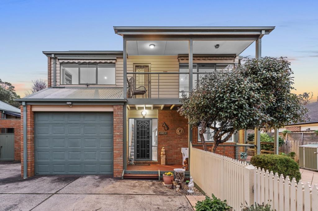 4/6 Beach Gr, Mornington, VIC 3931