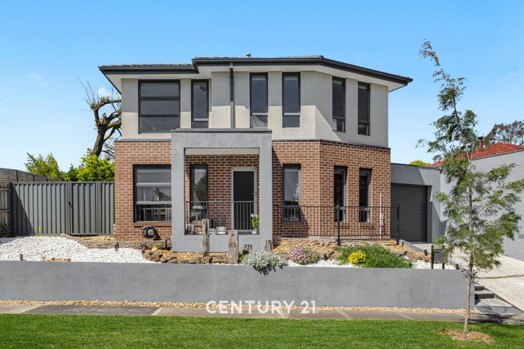 4a Sydney Parkinson Ave, Endeavour Hills, VIC 3802
