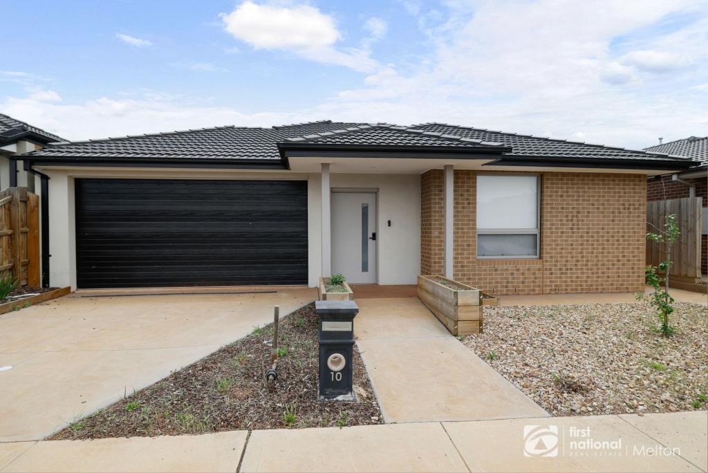 10 Mehma St, Thornhill Park, VIC 3335
