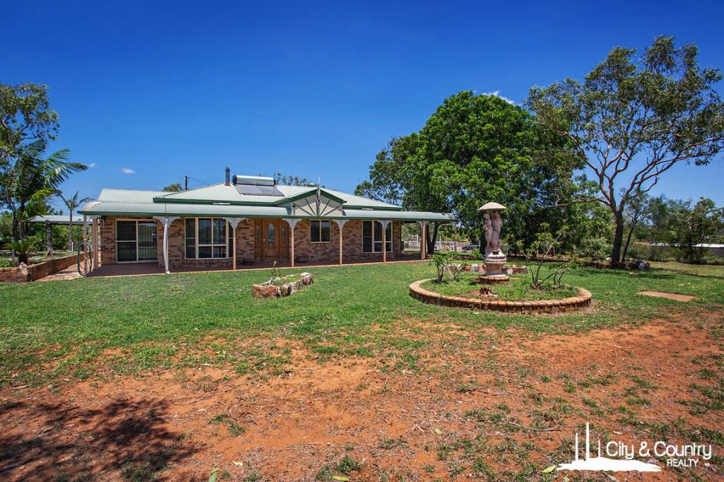 5 Vaiente Pde, Breakaway, QLD 4825