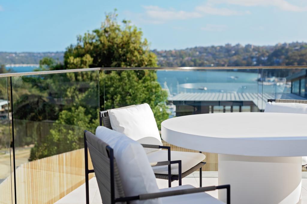 61 Peronne Ave, Clontarf, NSW 2093