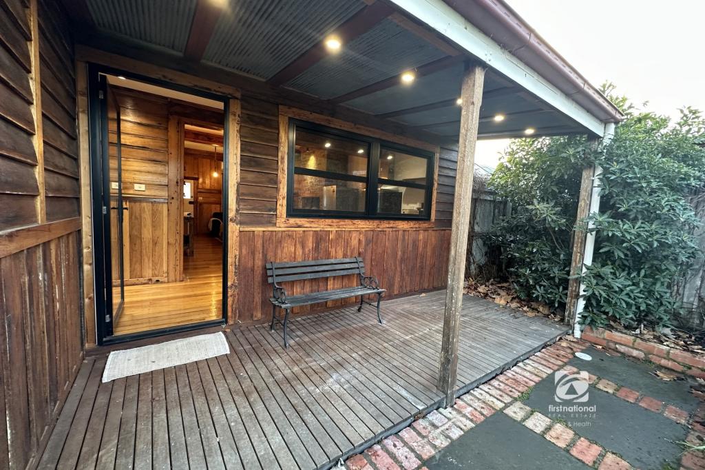 22 GREAT ALPINE RD, LUCKNOW, VIC 3875