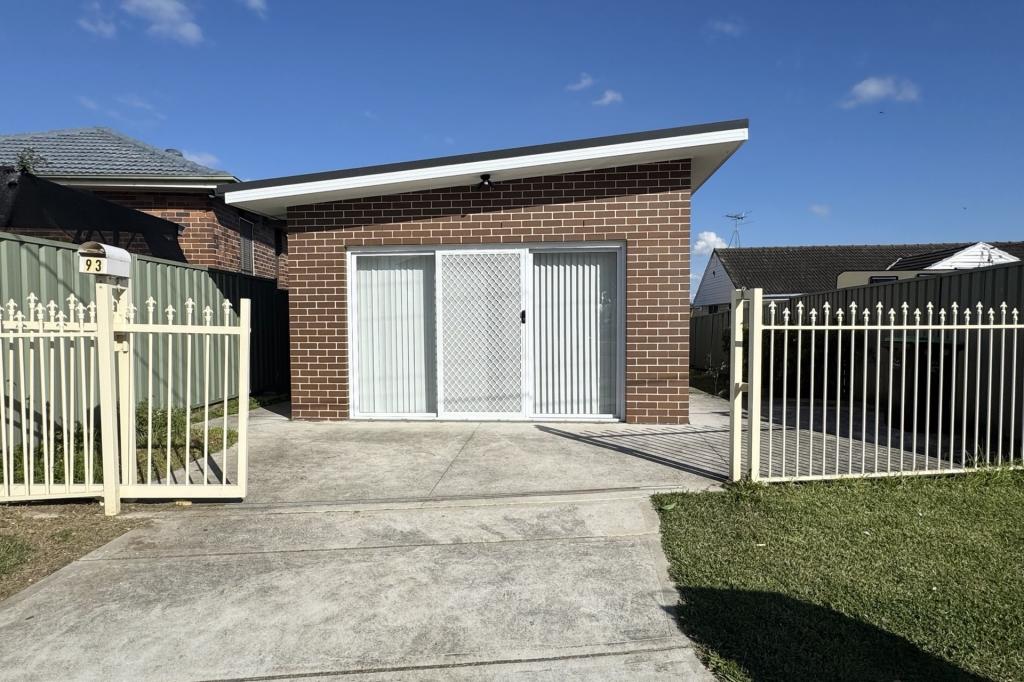 93 Grainger Ave, Mount Pritchard, NSW 2170