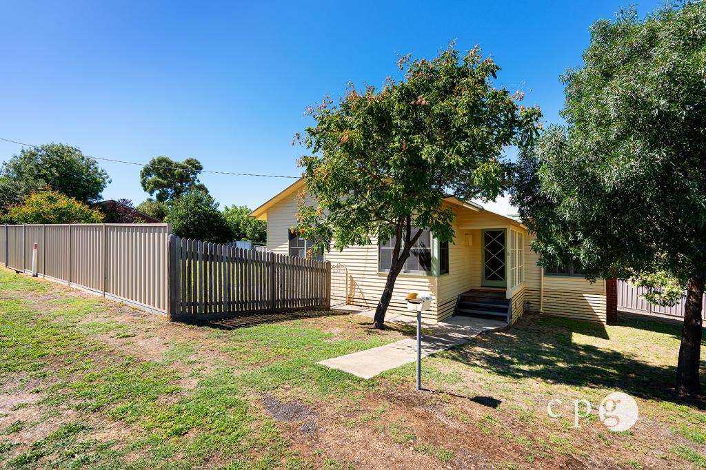 6 Roberts Ave, Castlemaine, VIC 3450