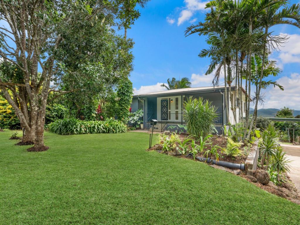 7 Tenth Ave, Atherton, QLD 4883