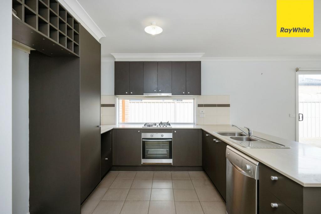 9 Red Fox Bvd, Brookfield, VIC 3338