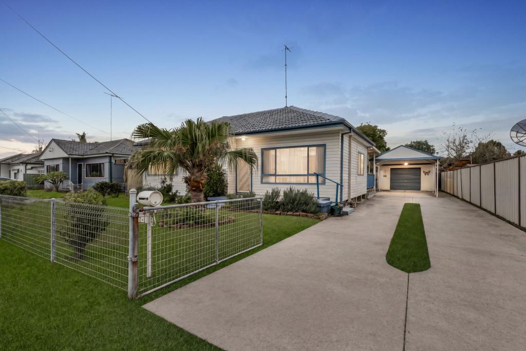 2 Dalton St, Colyton, NSW 2760