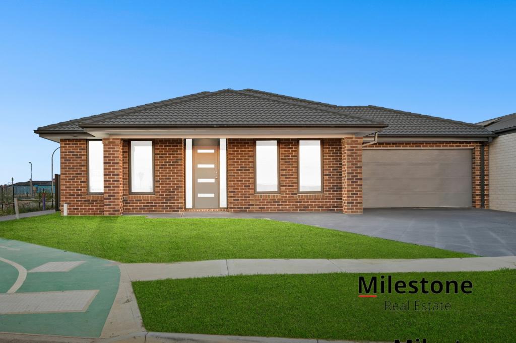 32 DETTIFOSS CT, CLYDE, VIC 3978