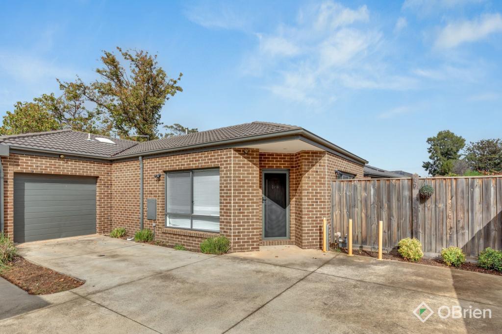 2/16 Riverside Ave, Werribee, VIC 3030
