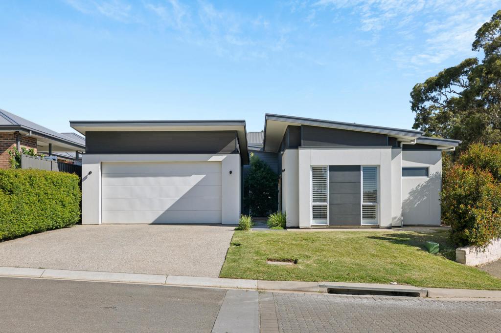 2 Myrtle Gr, Mount Barker, SA 5251