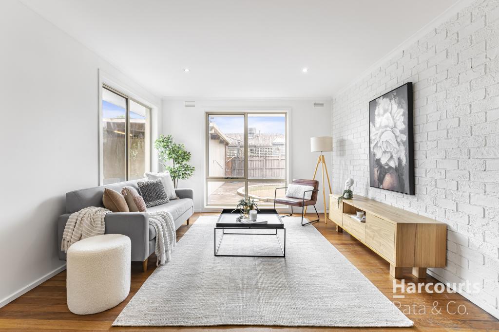 18 Peppercorn Pde, Epping, VIC 3076