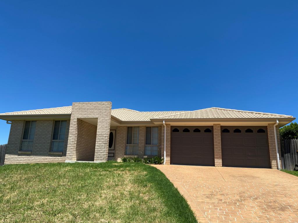 10 Barry Cres, Goulburn, NSW 2580