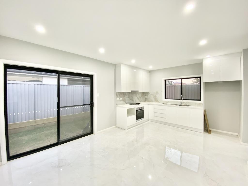 15a Kalora Ave, Fairfield West, NSW 2165