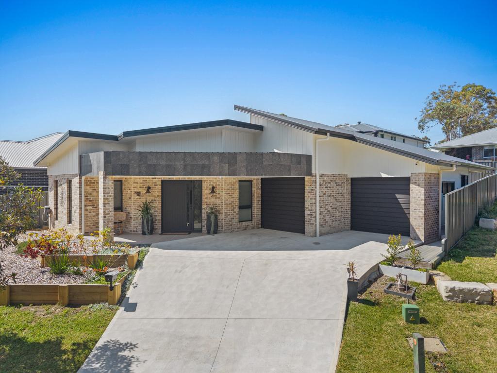 6 Peppermint Rd, Morisset, NSW 2264