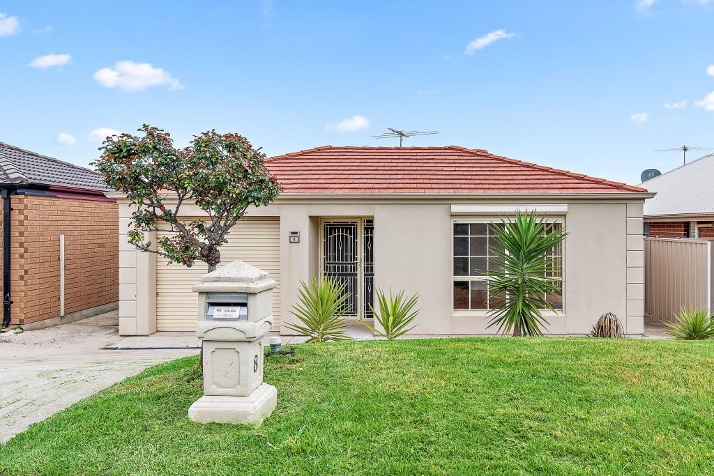 8 Hartland Ave, Christie Downs, SA 5164