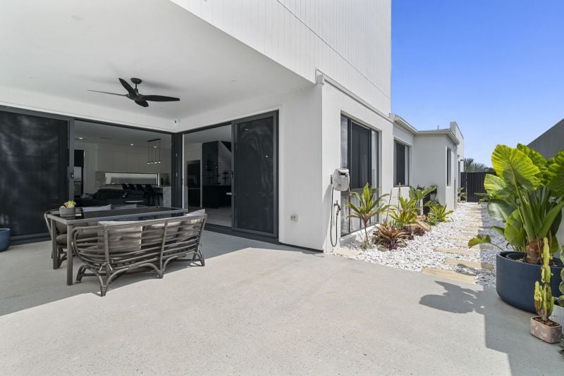 85 Lake Serenity Bvd, Helensvale, QLD 4212