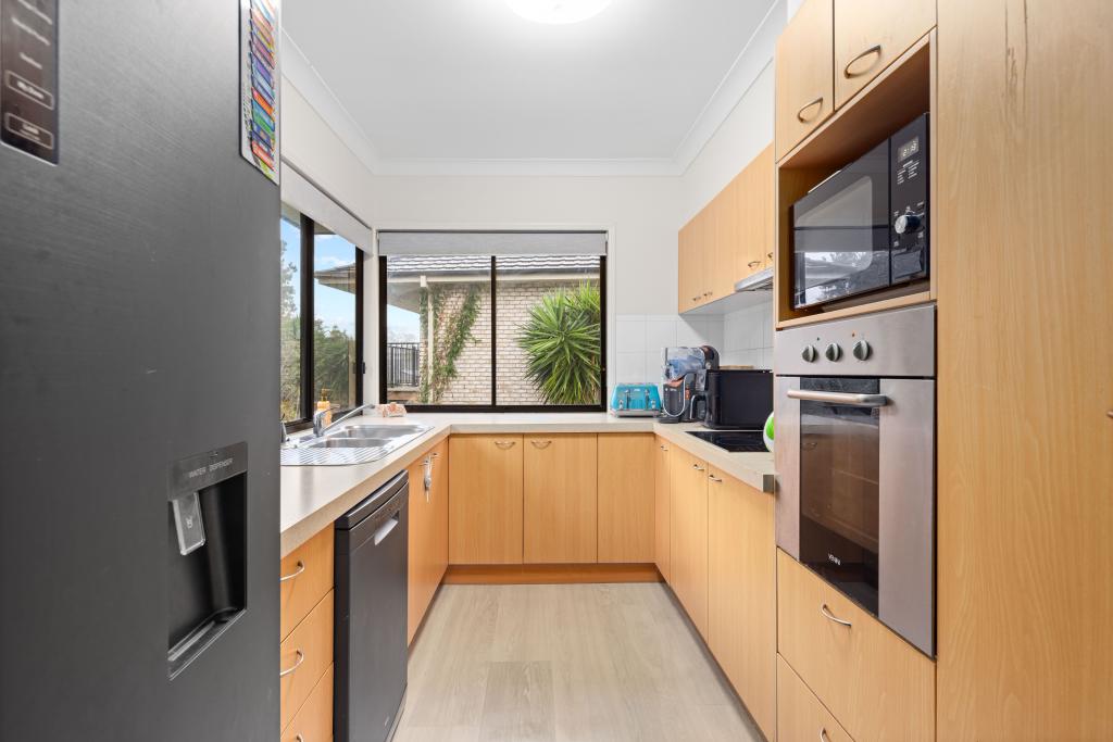2/3 Ryan Pl, Ormeau, QLD 4208