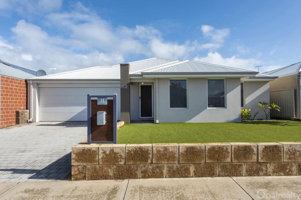 13 Calooli Gr, Golden Bay, WA 6174