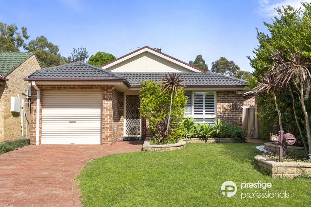 37 Tomago Ct, Wattle Grove, NSW 2173