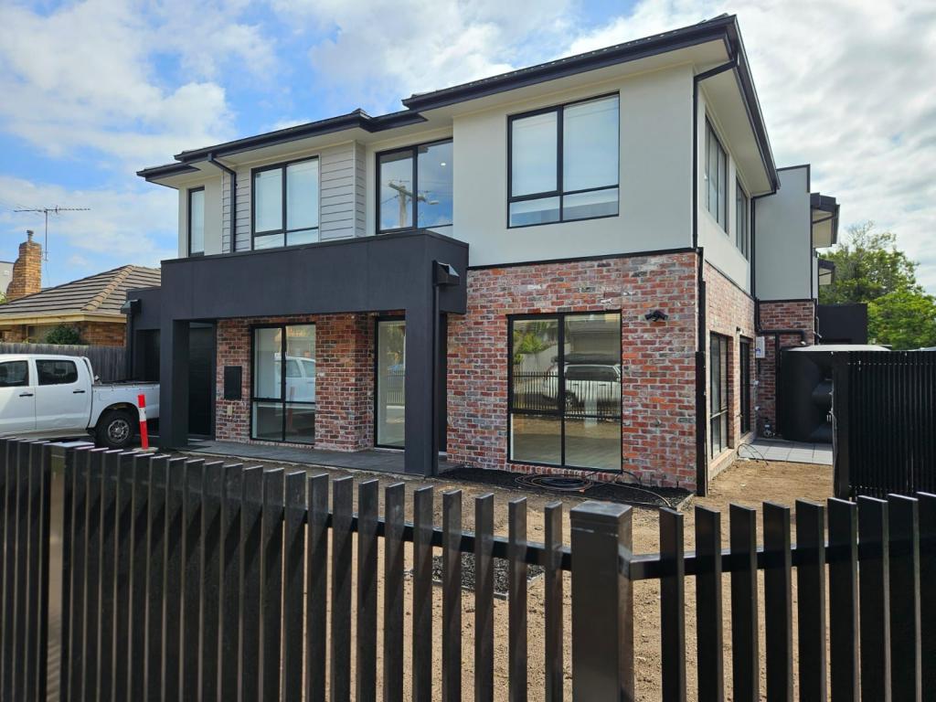 11 Larman St, Bentleigh East, VIC 3165
