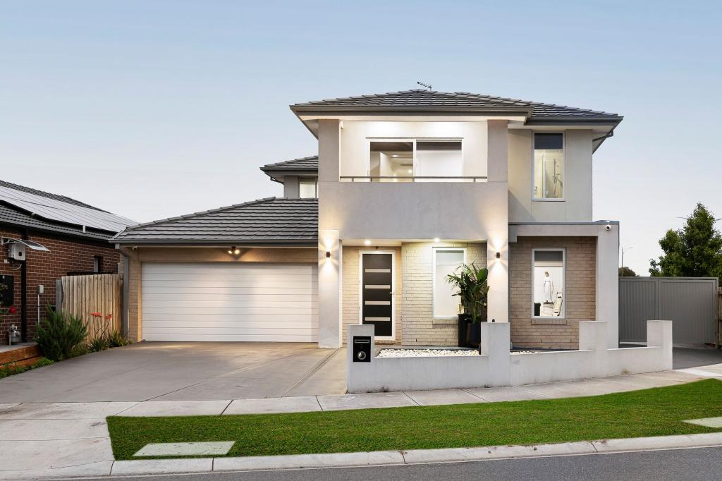 2 SESAME ST, MICKLEHAM, VIC 3064