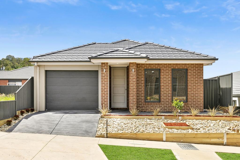 5 Valberg Way, Pakenham, VIC 3810