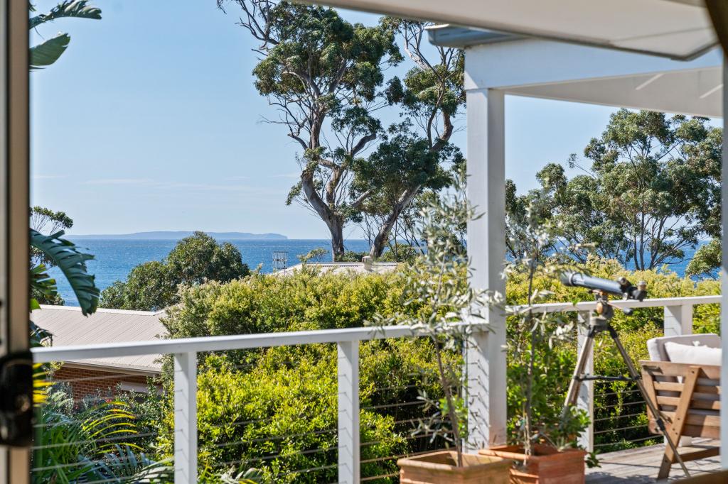 4 Shipton Cres, Mollymook, NSW 2539