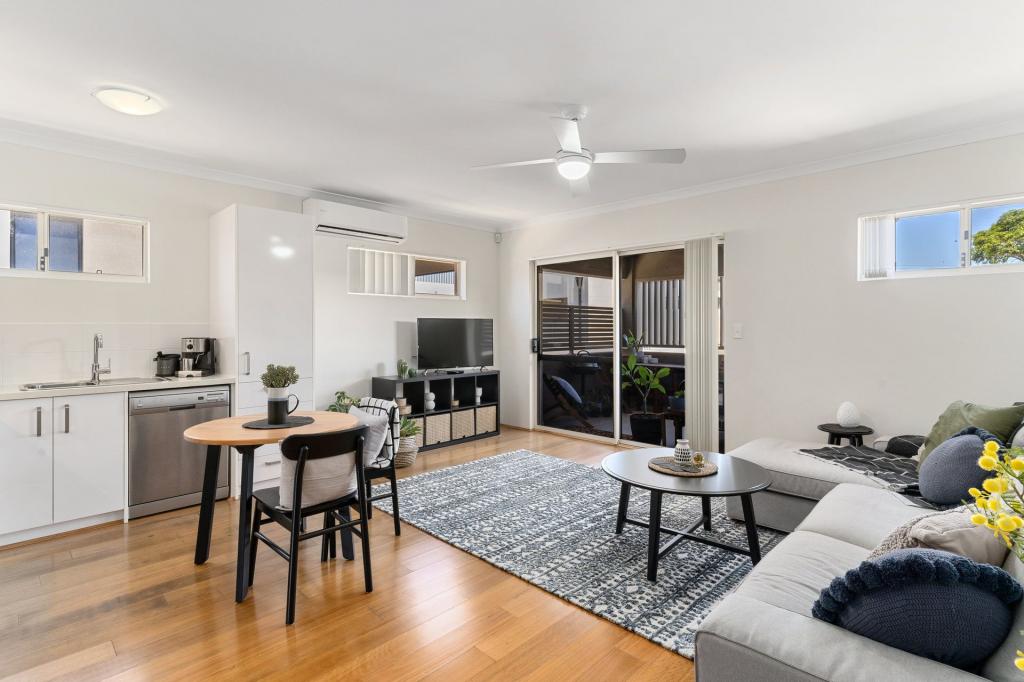 8/190 Gabriel St, Cloverdale, WA 6105