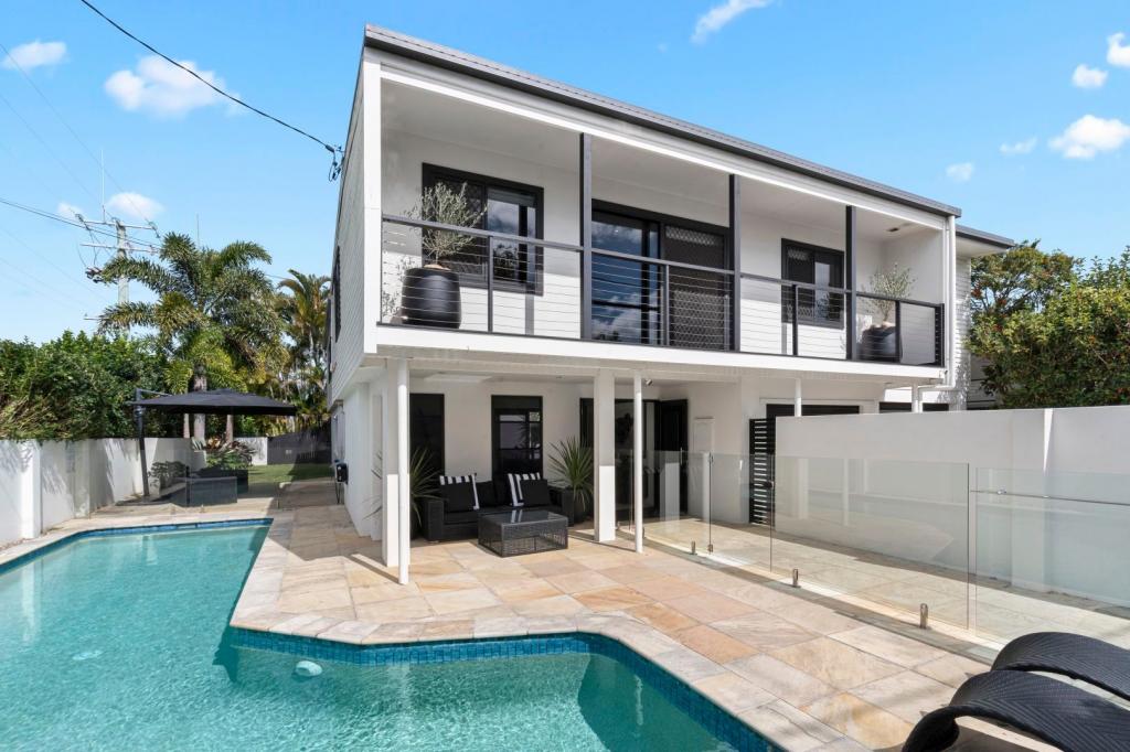 5 Pacific Bvd, Broadbeach Waters, QLD 4218
