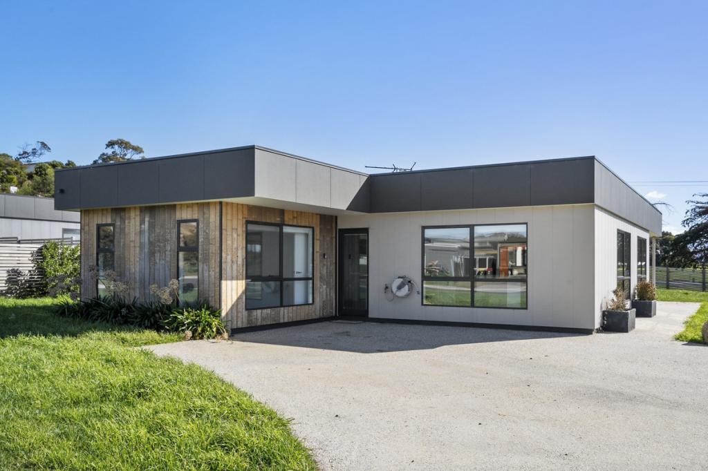 2 Sweet Pea Ct, Coles Bay, TAS 7215