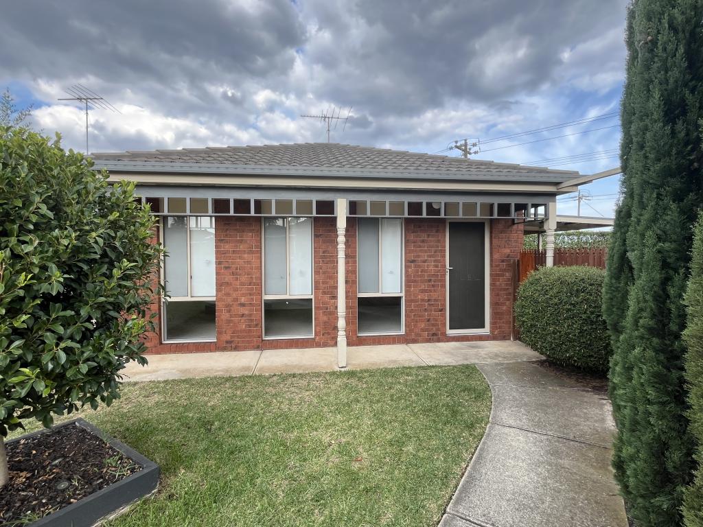 8 Trixia Pl, Leopold, VIC 3224