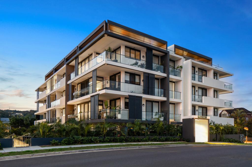 302/8 Duke St, Point Frederick, NSW 2250