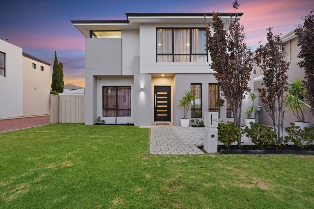 44 LESCHENAULT BVD, LAKE COOGEE, WA 6166