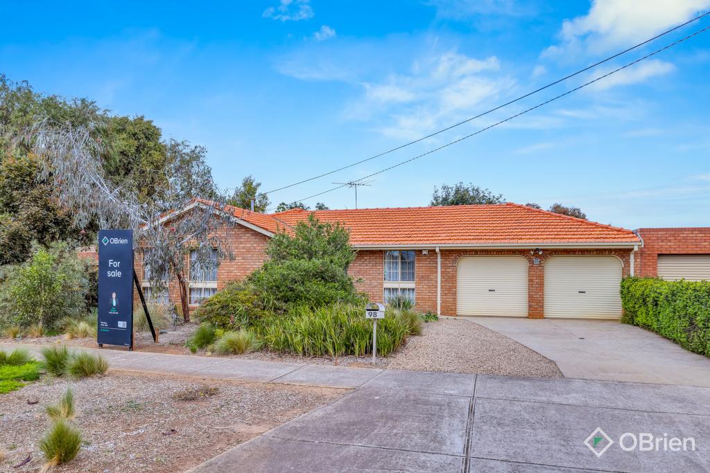 98 Tower Rd, Werribee, VIC 3030