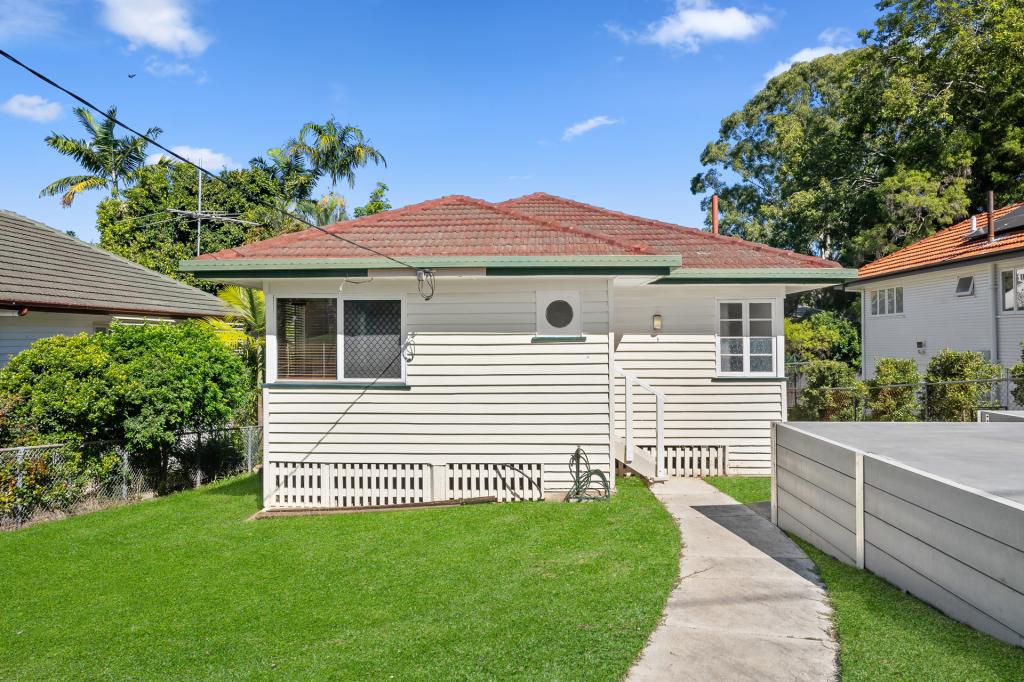 3 Deramore St, Wavell Heights, QLD 4012