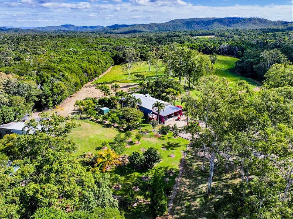 90 Stoney Creek Rd, Speewah, QLD 4881