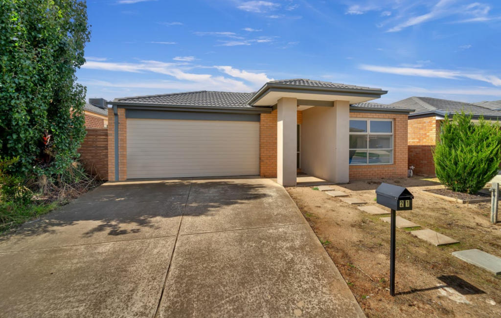 21 HIGGINS WAY, TRUGANINA, VIC 3029