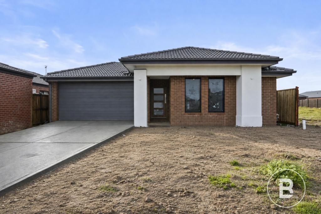 66 Steamboat Ave, Winter Valley, VIC 3358