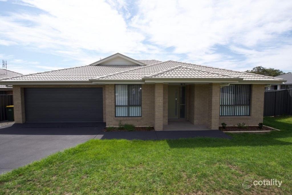 2 Tapir St, Morisset Park, NSW 2264