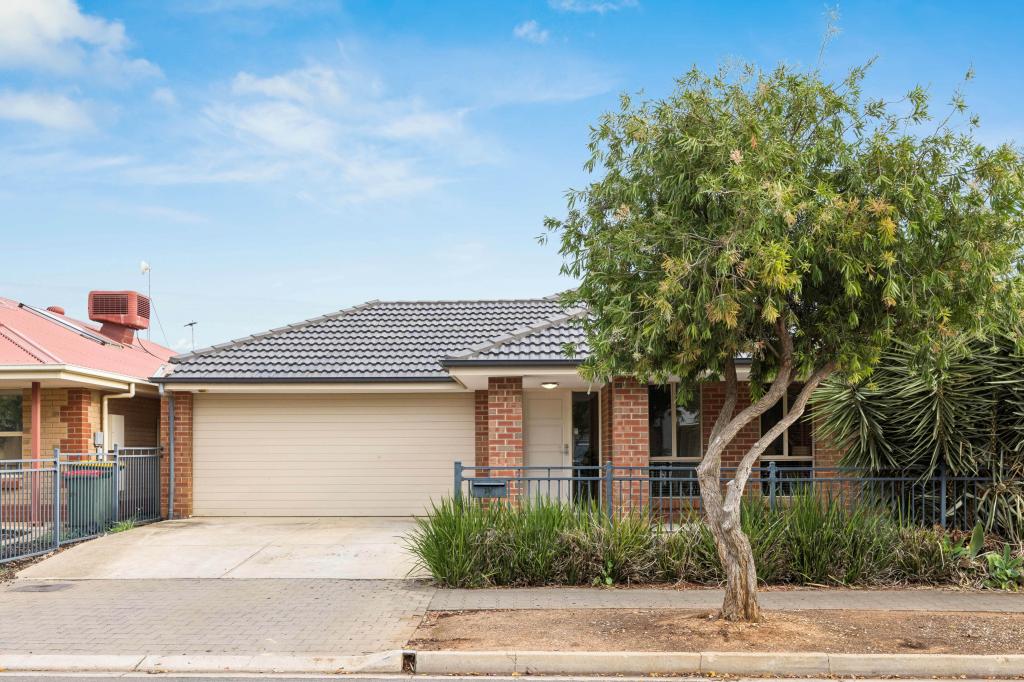 15 Tudor Cres, Smithfield Plains, SA 5114
