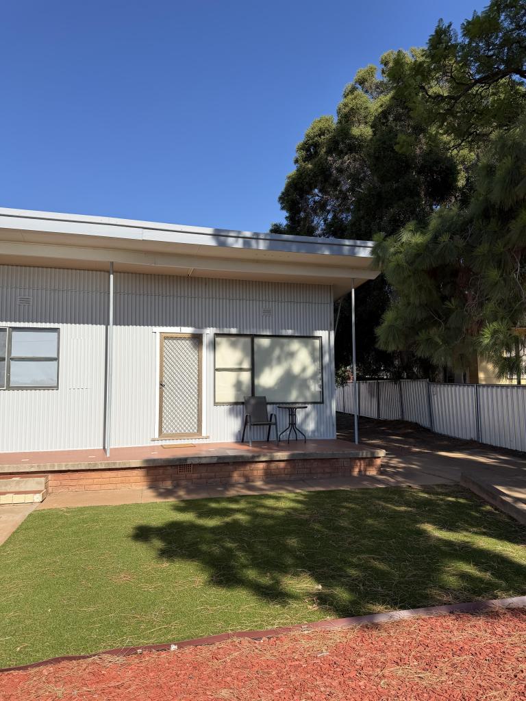 1/63 Elizabeth Cres, Cobar, NSW 2835