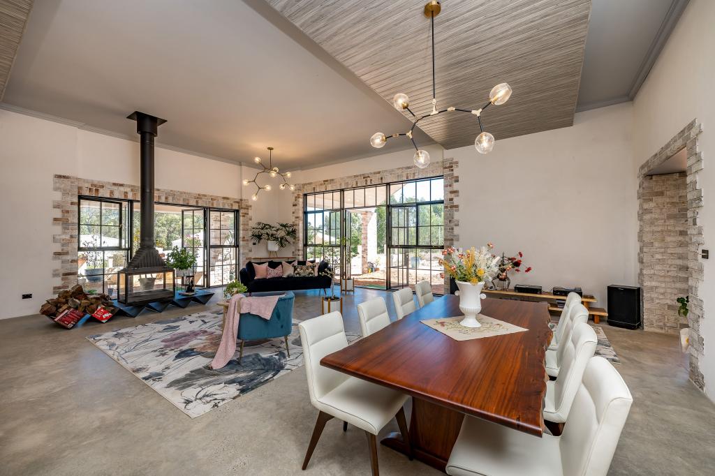 10 Kingsmill Cres, Parkerville, WA 6081