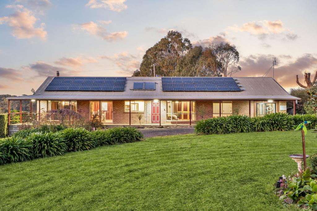 95 Barrys Rd, Barongarook West, VIC 3249