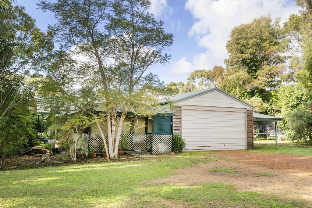 13 Coracina Ave, Witchcliffe, WA 6286