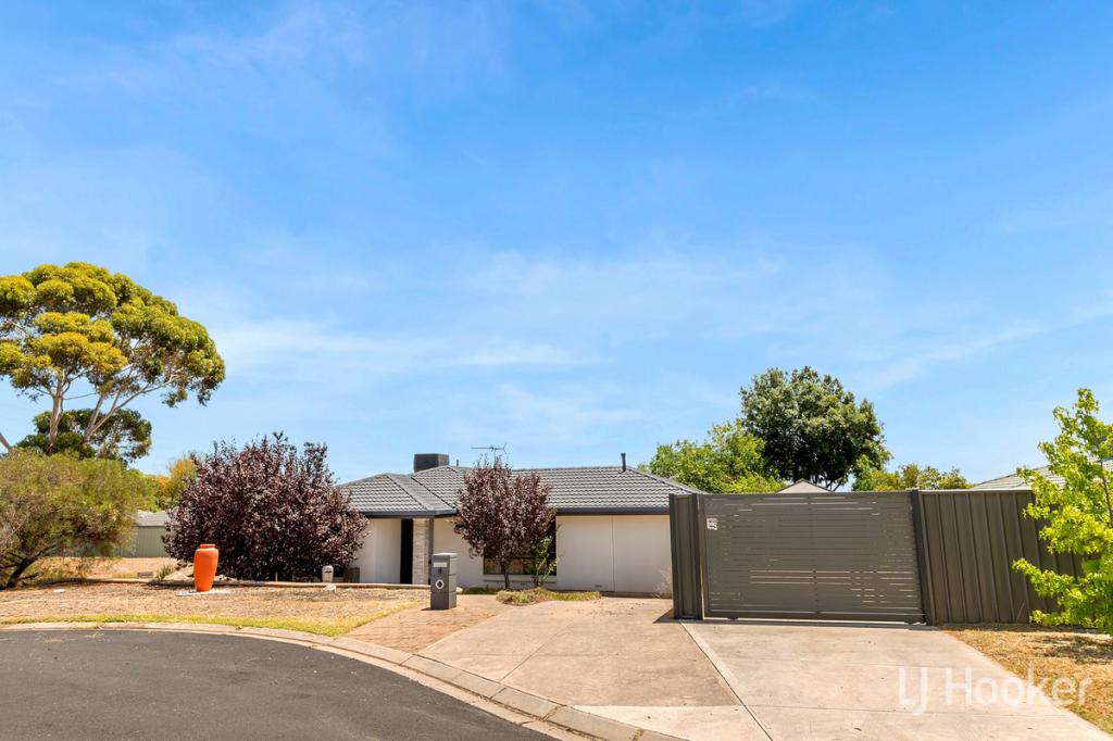 8 Kareda Ct, Hillbank, SA 5112