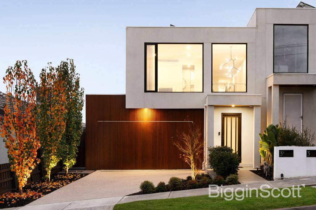 3A PARKVIEW PL, DONCASTER, VIC 3108